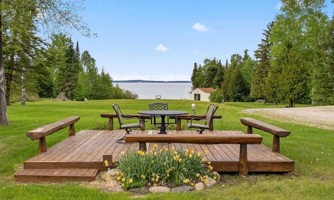 Cheboygan Apartamento | Eficiencia en el lago Huron