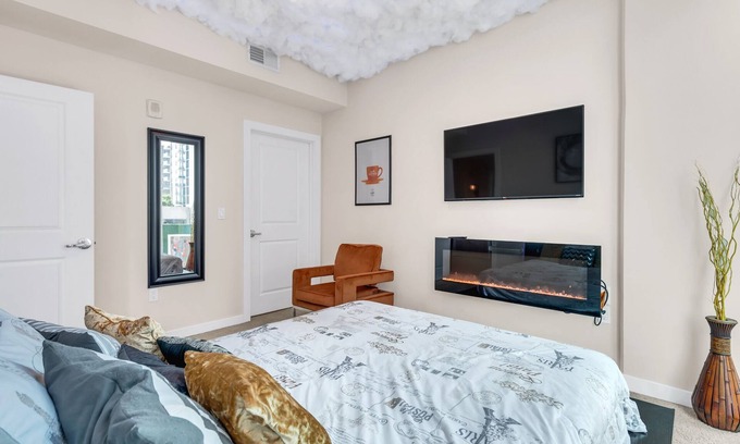 Lenox Apartamento | Lenox Mall High Rise - City View & Unique Decor