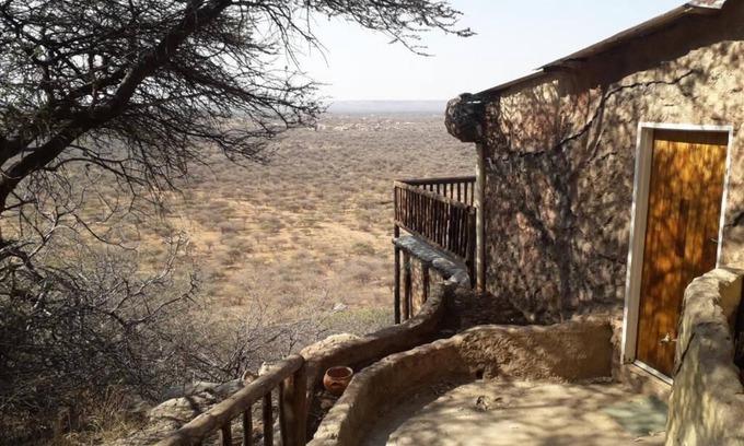 Serowe Cabina | Lentswe Lodge