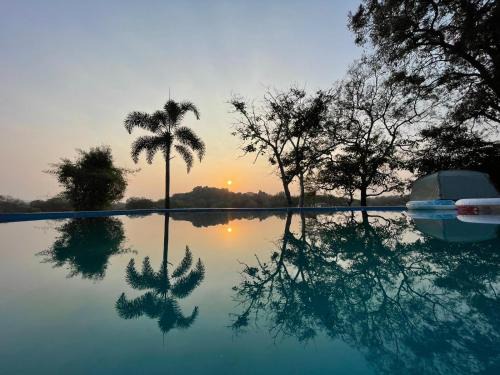 Kamalapur Complejo | Leo Comforts river view Resort