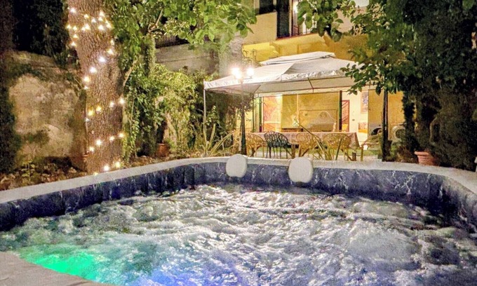 Pisa City Centre Casa | Leonardo House Pisa Garden Center Whirlpool Pool