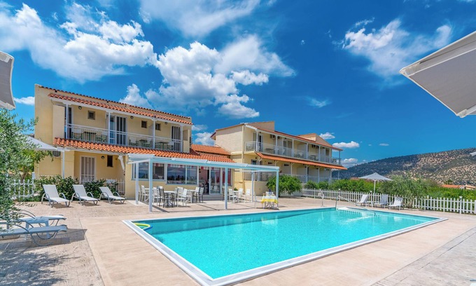 Ermionida Complejo | Leonidas resort is full sea view.