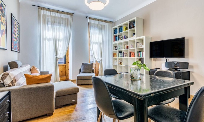 Zona Farini Apartamento | Lepontina Apartment