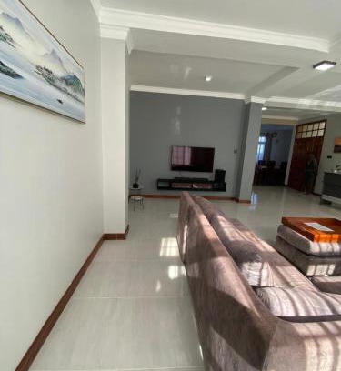 Arusha Villa | Lerai