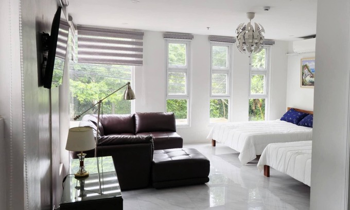 Tagaytay Hotel | Leribi Hotel and Restaurant