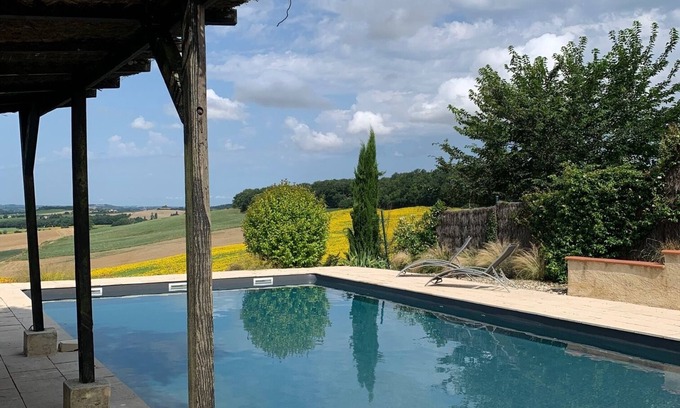 La Sauvetat Villa | Les 5 Terrasses - Gascony - SW France A private pool & a fantastic view !