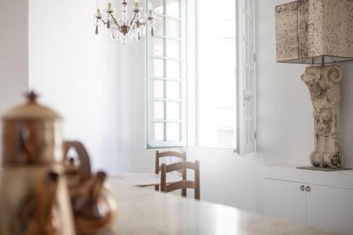 Uzes Apartamento | Les Atlantes