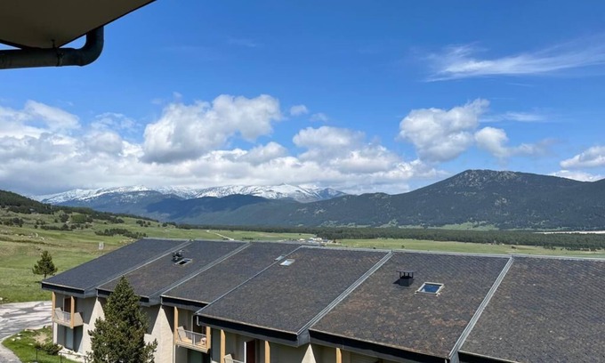 Les Angles Apartamento | Les biches du Soula Sleeps 5 -Panoramic view - Close to the slopes