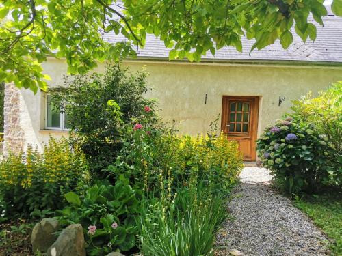 Moyon-Villages Casa | Les Brassins du Dillon