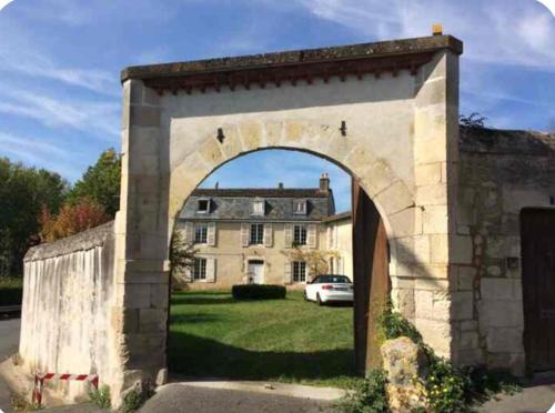 Chasseneuil-du-Poitou Cama Y Desayuno | Les Buis, Chambre des Poétesses