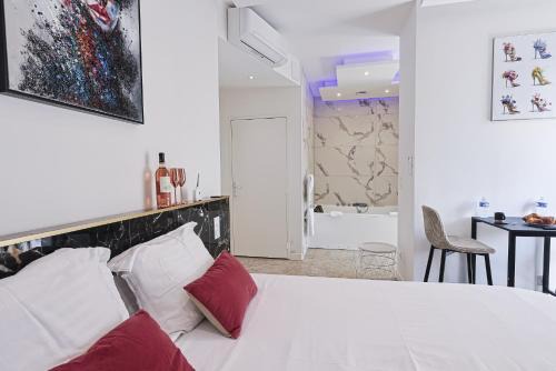 Villette Gare Apartamento | LES BULLES DE MONA - Lila - Spa - Clim
