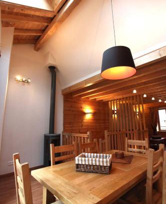 Villar-d'Arene Apartamento | Les Cabasses 6 - Accommodation in a village house