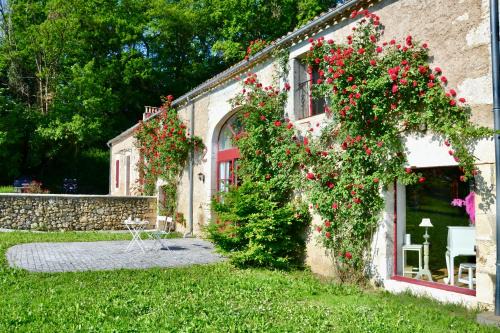 Pomport Cama Y Desayuno | Les chambres du vallon