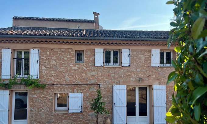 Le Cannet-des-Maures Casa | Les Clairians, casa en los viñedos, piscina