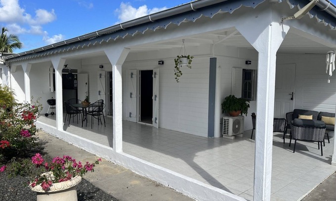 Petit-Canal Villa | Hermosa villa criolla alquiler semanal