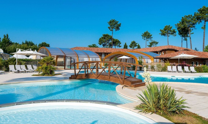 Parentis-en-Born Apartamento | Les Cottages du Lac T3 by Interhome