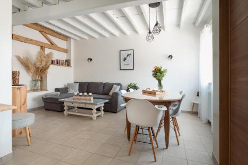 Dosches Casa | Les Deux Délices