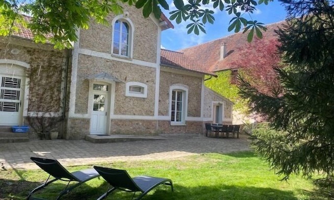 Crevecœur-en-Brie Cabaña | Gîte-Baño privado con bañera-Les Douves