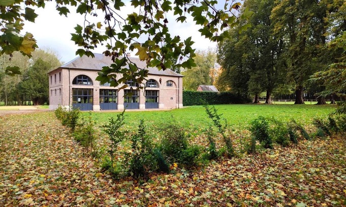 Saint-Jean-du-Cardonnay Casa | Les Ecuries de Diane