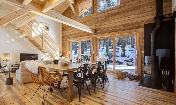 Formigueres Chalet De Esquí | Les Flocons Dorés - Chalet au coeur de la nature