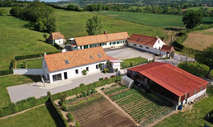 Henneveux Casa | les gîtes de la cuesta