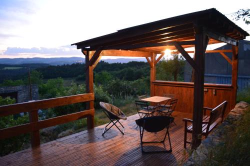 Champis Casa | Les Gites Du Mazel