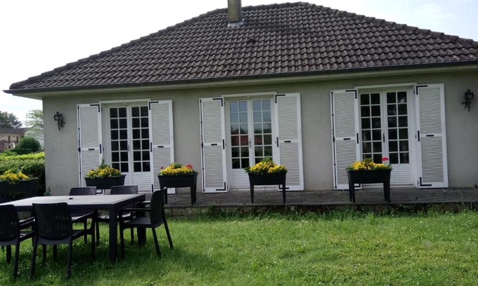Lussac-les-Chateaux Casa | Les Gites Lussacois
