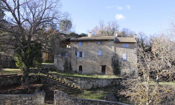 Sivergues Casa | Les Grottes
