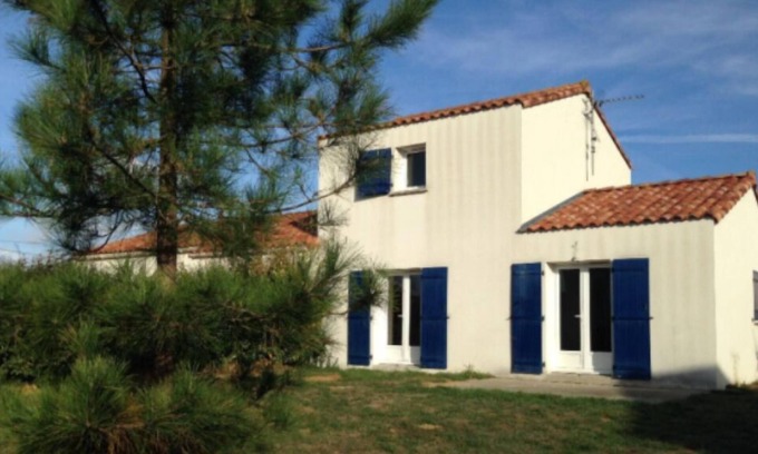 Bourgenay Casa | LES HAUTES MERS-ESCALE 5. 9.7 en Marylaine y Claude, de habla inglesa