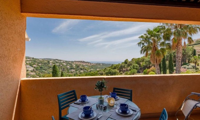 Les Issambres Apartamento | Les Hauts des Issambres by Interhome