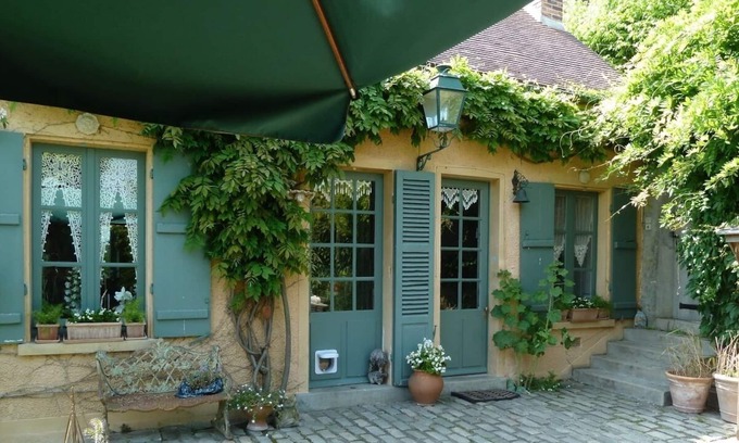 Montfort-l'Amaury Casa | LES HORTENSIAS casa con encanto