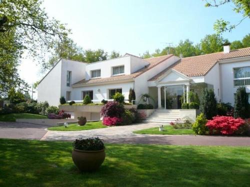 Basse-Goulaine Casa | Les Jardins de la Muse, piscine couverte, spa et fitness
