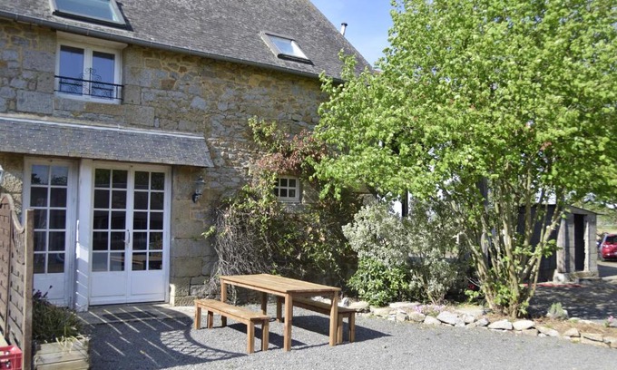 Saint-Ouen-La-Rouerie Casa | Les jardins des coccinelles