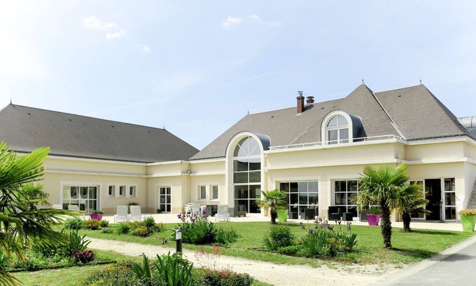 Azay-le-Rideau Casa | Les Jardins Renaissance by Interhome