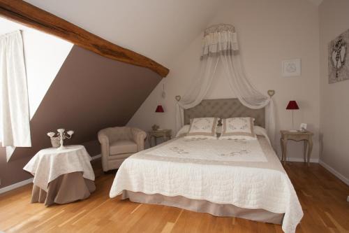 Dame-Marie-les-Bois Cama Y Desayuno | Les Jarrieres