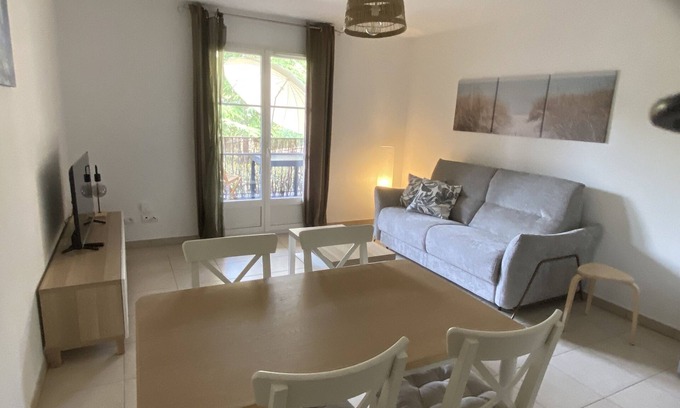 La Croix-Valmer Cabaña | Gîte-Apartamento-Baño privado con bañera-Vista al Jardín