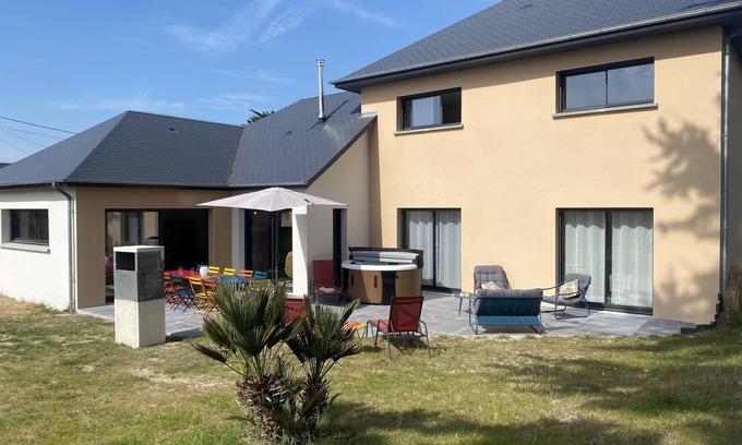 Denneville Casa | Les lilas by Interhome