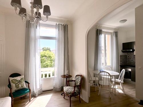 California - Pezou Apartamento | Les Lucioles-2rooms app 9 min Festival -balcon-wifi