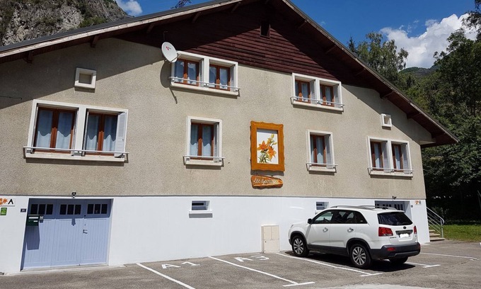 Le Bourg-d'Oisans Apartamento | Les Lys Orangés: ubicación ideal para ciclistas a 4 km del pueblo de Oansans