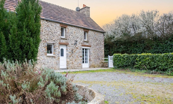 Saint-Lo-d'Ourville Casa | Les Mésanges by Interhome