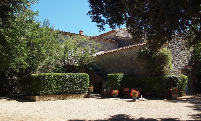 Gailhan Otro | LES MAGNANS - Sleeps 4 - Antique furniture - Rated 3* and 3 Epis