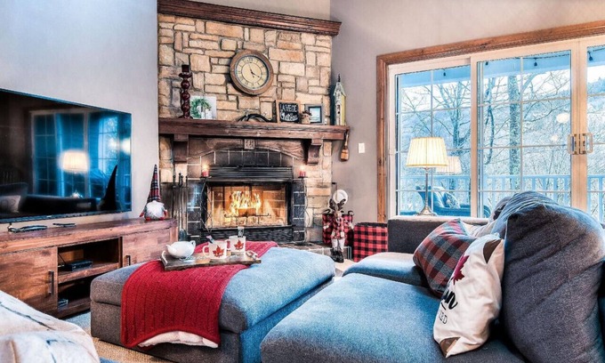 Mont-Tremblant Condominio | Les Manoirs 3Bdrs w/ Pool & HotTub near Village