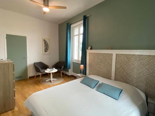 Mareuil-sur-Cher Cama Y Desayuno | Les Mariniers Chambres d'Hôtes à la campagne avec aire de jeux - Spa nordique en option