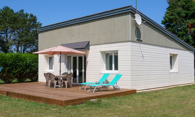 Saint-Remy-des-Landes Casa | Les mielles by Interhome