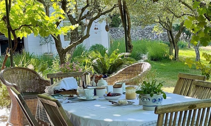 Uzes Casa | Les Olivettes charming farmhouse in Uzès a few minutes from the center