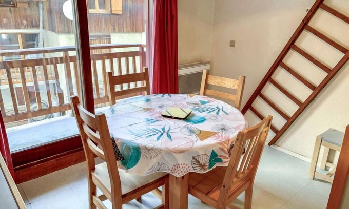 Les Boisses Apartamento | Les Olympiques (Tignes 1800) by Interhome
