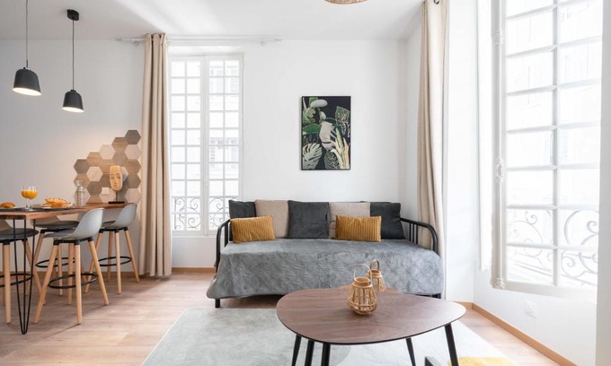 Opera Apartamento | Les Petits Pavillons Appartements Standing 1 chambre 4 pers Clim Vieux-Port