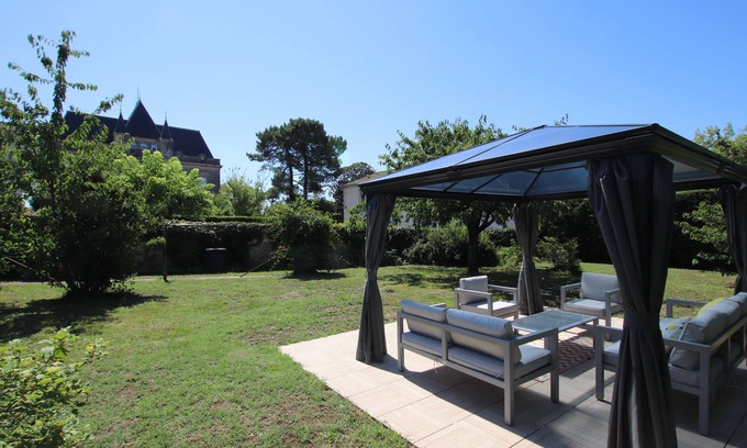 Lamothe-Landerron Casa | Les peyres