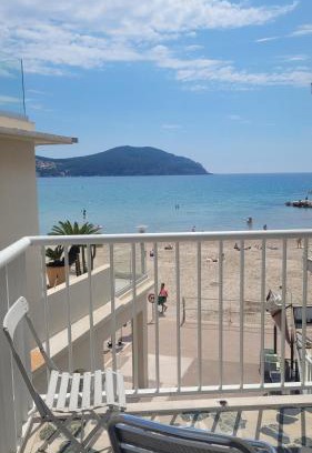 Les Lecques Apartamento | Les Pieds dans l'Ô - Appartement 50m2 Front de mer