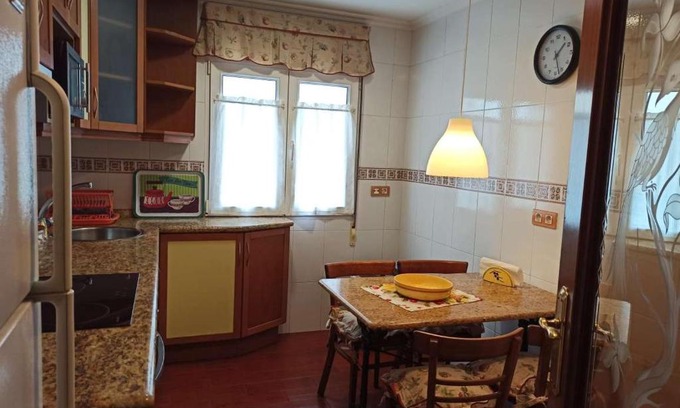 Cimadevilla Apartamento | Les Playes, Cimavilla